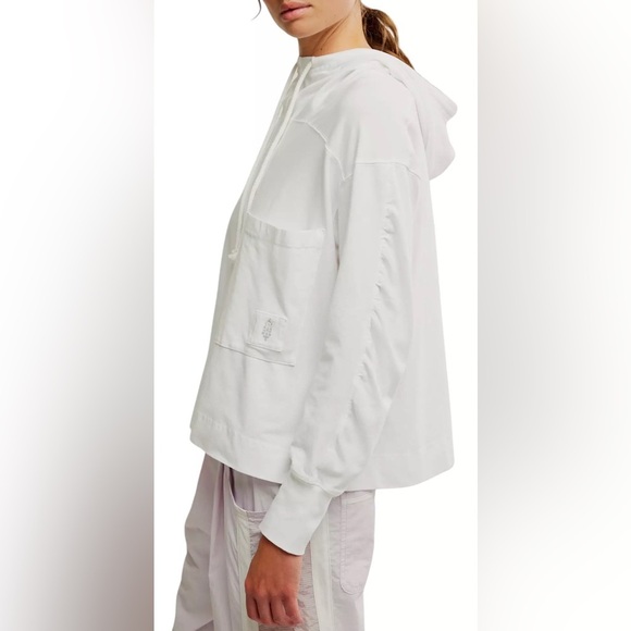 NWOT Free People Hot Shot Oversized Hoodie ~ White ~ S~ 💟🤍 - Picture 4 of 14